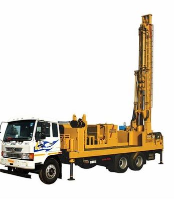 chassi da esteira rolante de 300m ou perfuração Rig Borehole Drilling Equipment 85kw do poço de água do chassi do caminhão