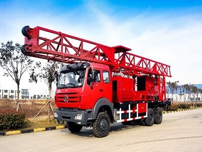 O caminhão Multifunction integrado alto de 350m -1000m montou a água que fura bem o equipamento