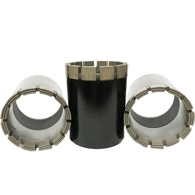 Exploração que posiciona a embalagem impregnada do diamante HW para o Wellbore