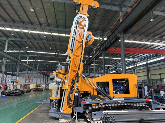 A esteira rolante de superfície da máquina de perfuração do núcleo da perfuração da mineração da exploração montou o motor diesel - conduzido
