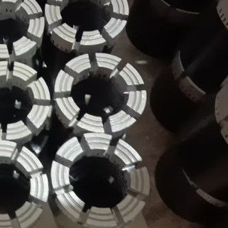 Conjunto de superfície de concha de revestimento de diamante para calibração precisa de poços de perfuração